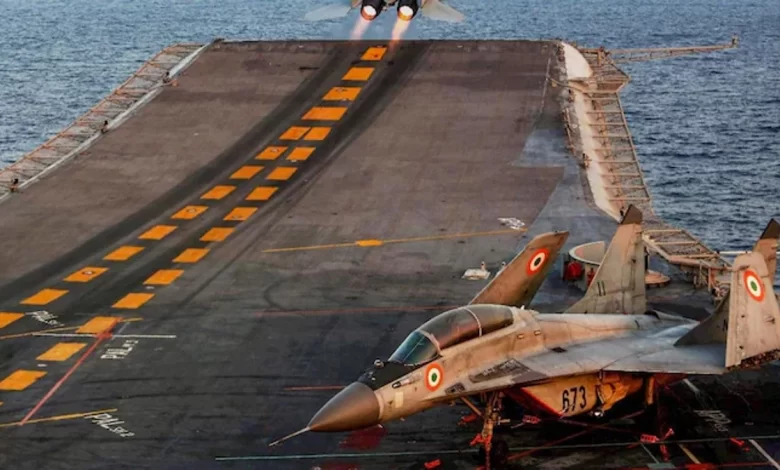 Navy's 'MiG 29K' fighter jet crashes off Goa coast